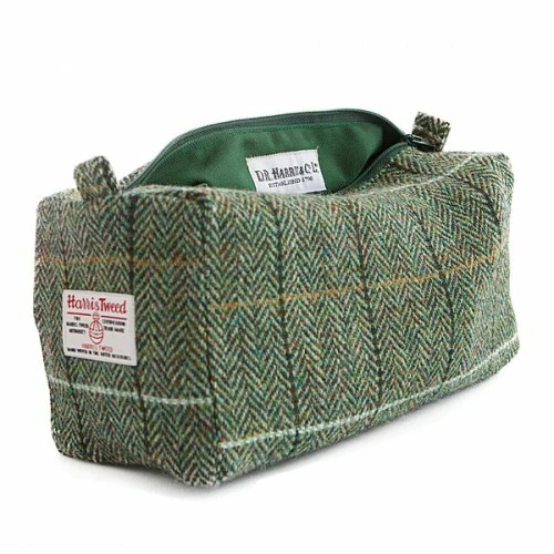 D. R. Harris Harris Tweed Wash Bag - Country 1 D. R. Harris Harris Tweed Wash Bag - Country
