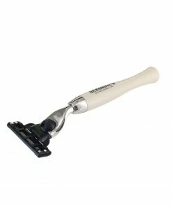 D. R. Harris Ivory Starter Razor - Mach 3